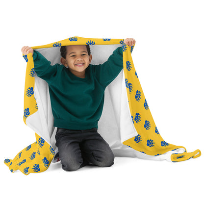 Grizzly Mountain Throw Blanket